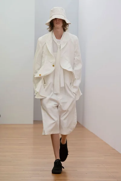 Look 31